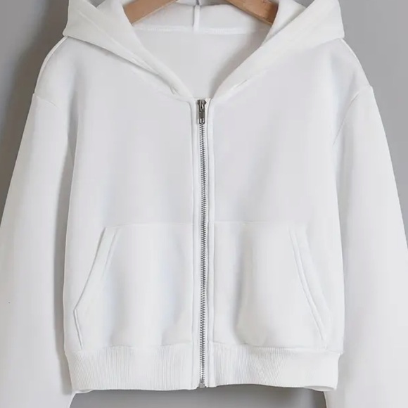 Long Sleeve Cropped Hoodie - Picture 7 of 7